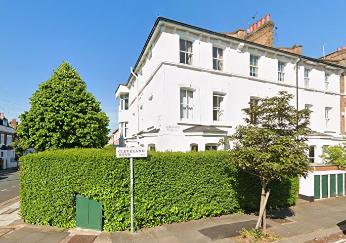 Studio To Rent In Cleveland Road, Chiswick, London, W4
