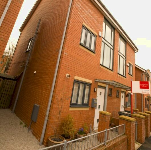 3 Bedroom Semi-Detached House To Rent In Reilly Street, Hulme, Manchester, M15