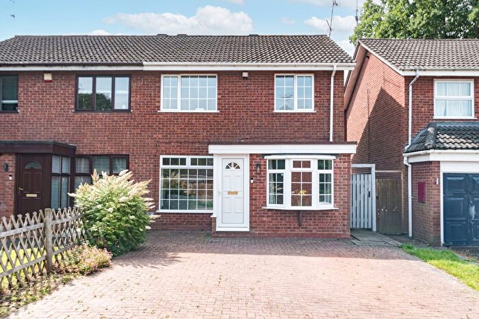 3 Bedroom Semi-Detached House For Sale In Flaxley Close, Redditch, Worcestershire, B98