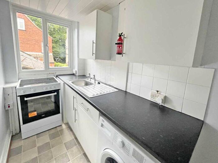 1 Bedroom Flat To Rent In North Grange Road, Headingley, Leeds, LS6