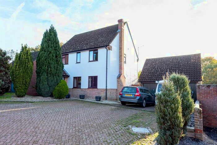 4 Bedroom Detached House To Rent In Stockton Close, Hadleigh, IP7
