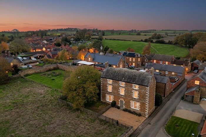 6 Bedroom Character Property To Rent In Manor Farmhouse, Somerby, LE14