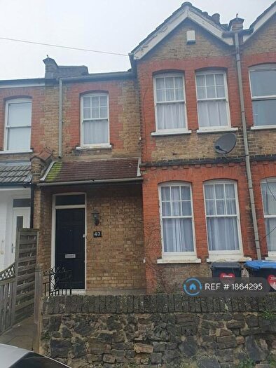 4 Bedroom Terraced House To Rent In Harman Road, Enfield, EN1