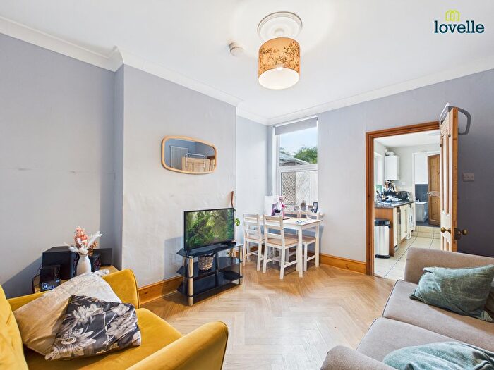 4 Bedroom Terraced House For Sale In Ely Street, Lincoln, LN1