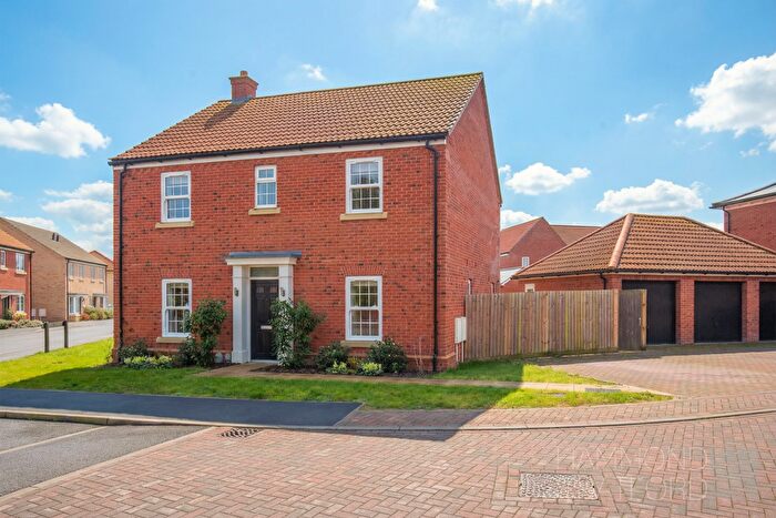 4 Bedroom Detached House For Sale In Smallcroft Crescent, Wymondham, NR18