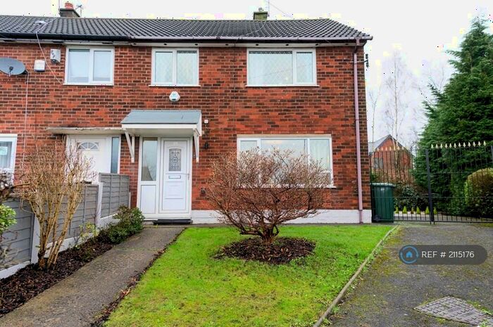 3 Bedroom End Of Terrace House To Rent In Abbey Road, Middleton, Manchester, M24