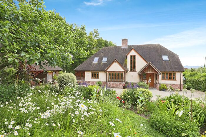 4 Bedroom Detached House For Sale In Wood Lane, Ashton-Under-Hill, Evesham, Worcestershire, WR11