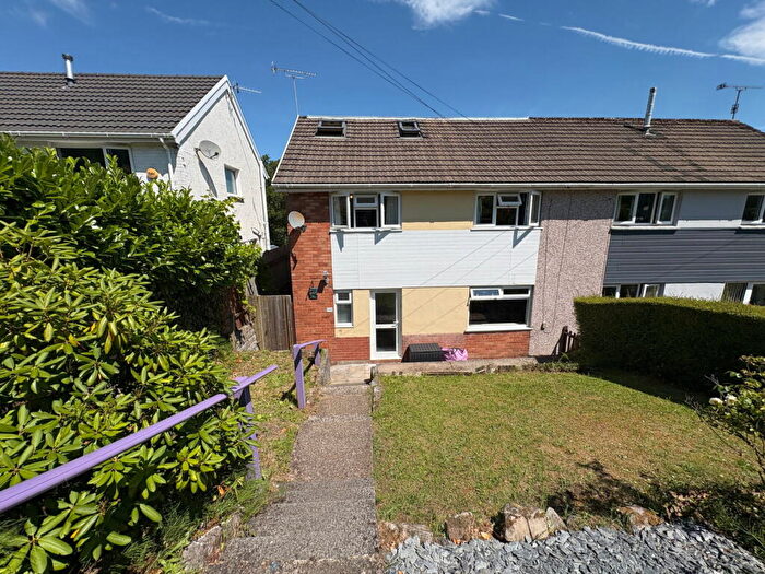 4 Bedroom Semi-Detached House For Sale In Gower Road, Upper Killay, SA2
