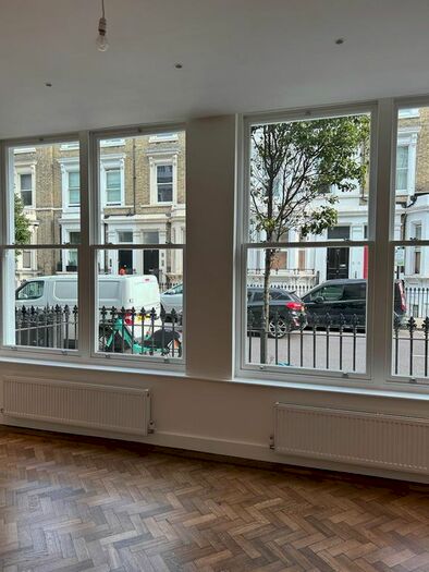 3 Bedroom Flat To Rent In Finborough Road, London, SW10