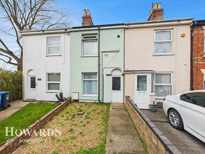 3 Bedroom Terraced House For Sale In Kirkley Run, Lowestoft, NR33