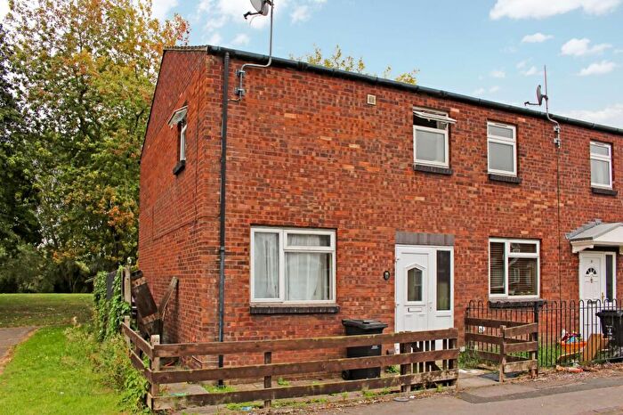 3 Bedroom End Of Terrace House To Rent In Lilac Court, Swindon, SN2