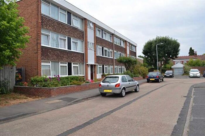 2 Bedroom Flat To Rent In Barton Meadows, IG6