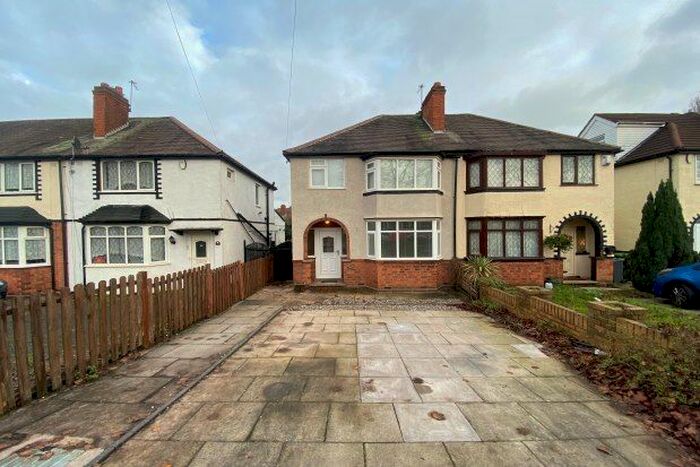 3 Bedroom Property To Rent In Woden Road East, Wednesbury, WS10