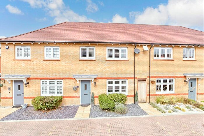 3 Bedroom Terraced House For Sale In Linnitt Lane, Ryarsh, West Malling, Kent, ME19