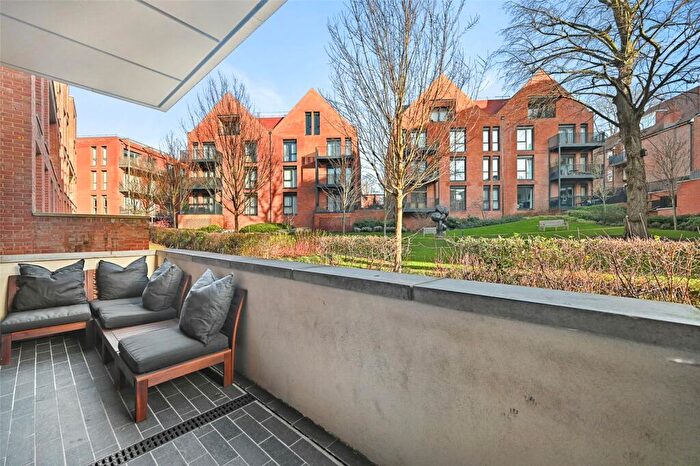1 Bedroom Flat For Sale In Finchley Road, London, NW3