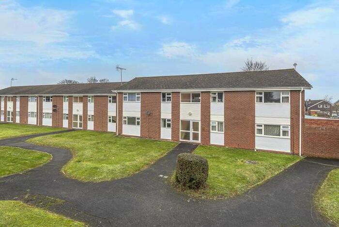 2 Bedroom Apartment To Rent In Wrenswood, Covingham, SN3