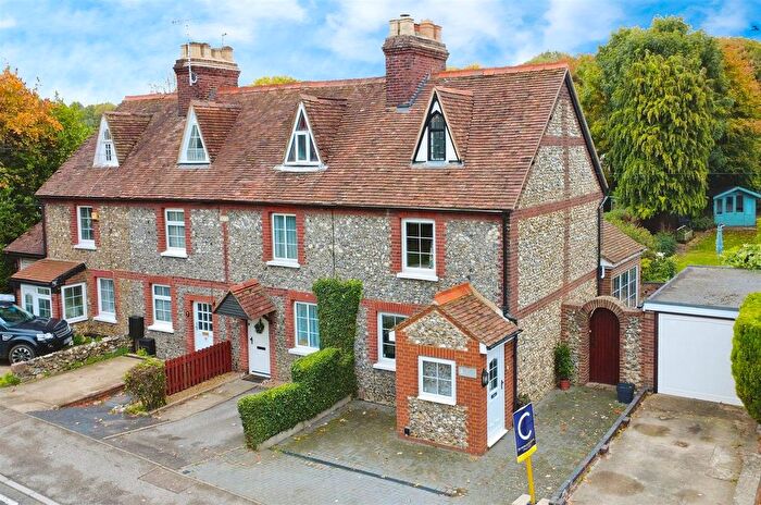 2 Bedroom End Of Terrace House For Sale In High Street Green, Hemel Hempstead, HP2