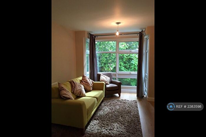 2 Bedroom Flat To Rent In Ratcliffe Court, Leicester, LE2