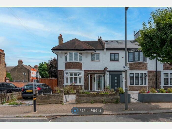 5 Bedroom Semi-Detached House To Rent In Chillerton Road, London, SW17