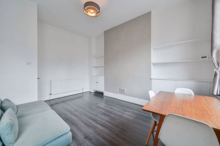 1 Bedroom Flat To Rent In Elgin Avenue, Maida Vale, London, W9