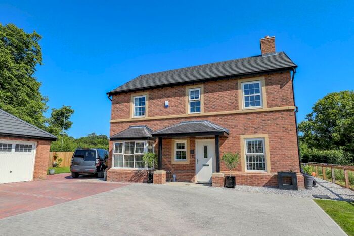 4 Bedroom Detached House For Sale In Meadow Drive, Barnacre-With-Bonds, Bowgreave, Preston, PR3