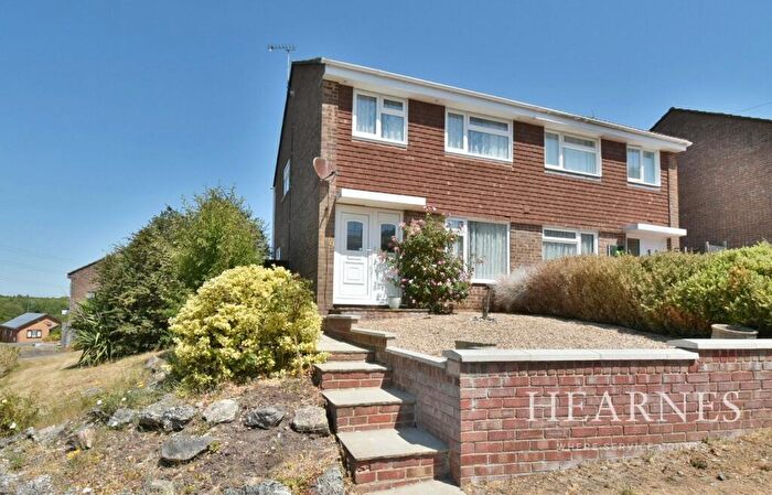 3 Bedroom Semi-Detached House For Sale In Kestrel Close, Ferndown, BH22