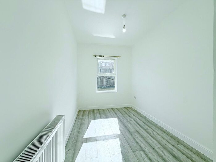 2 Bedroom Flat To Rent In Turton Road, First Floor, Wembley, HA0