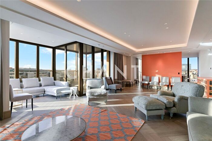 3 Bedroom Flat To Rent In Chlitern Place, Chiltern Street, W1U