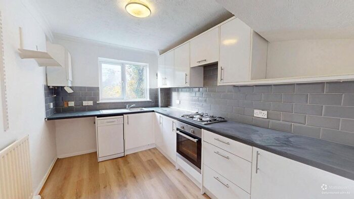 4 Bedroom Detached House To Rent In Long Meadow Close, West Wickham, BR4