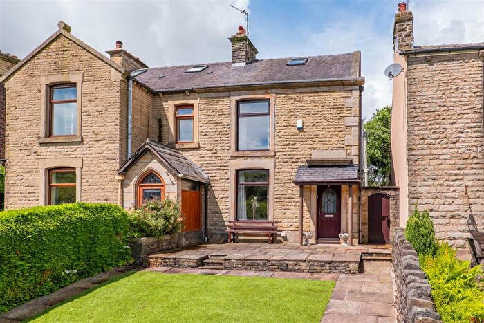 3 Bedroom Semi Detached House For Sale In Lodge Bank, Brinscall, Chorley, PR6