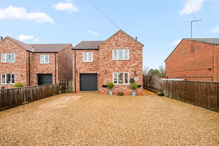 4 Bedroom Detached House For Sale In Smeeth Road, Marshland St James, Wisbech, Cambridgeshire, PE14