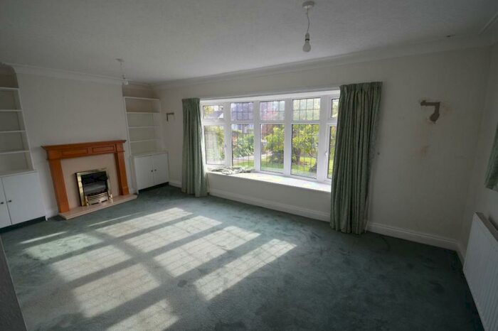 5 Bedroom Terraced House To Rent In Bellevue Road, Romford, RM5