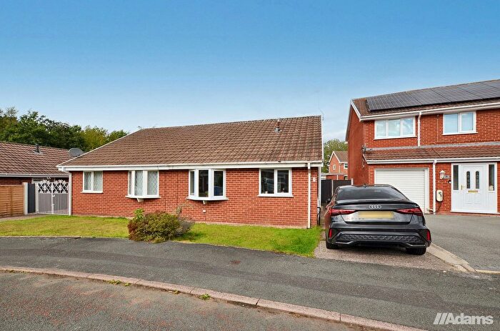 2 Bedroom Semi-Detached Bungalow For Sale In Starling Close, Runcorn, WA7