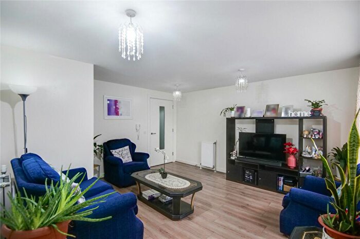 2 Bedroom Flat For Sale In Golspie Street, Glasgow, Glasgow City, G51