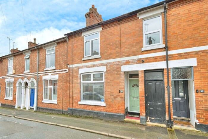 2 Bedroom Terraced House For Sale In Princes Street, Kettering, NN16
