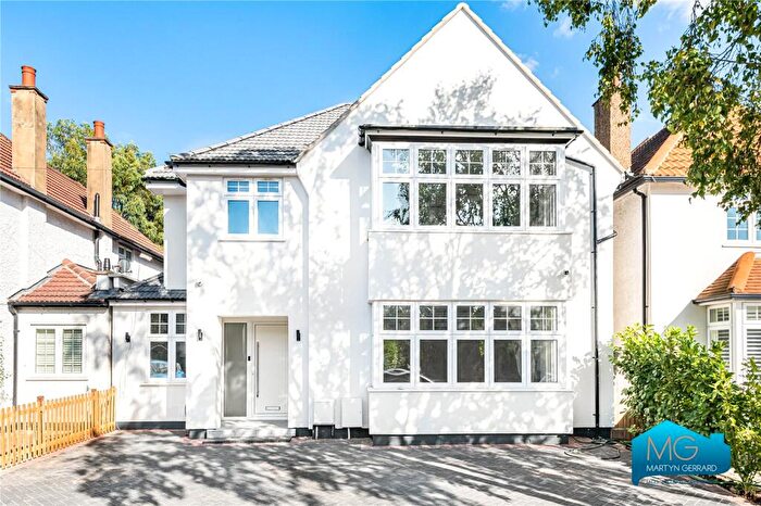 7 Bedroom Detached House To Rent In Beech Walk, London, NW7