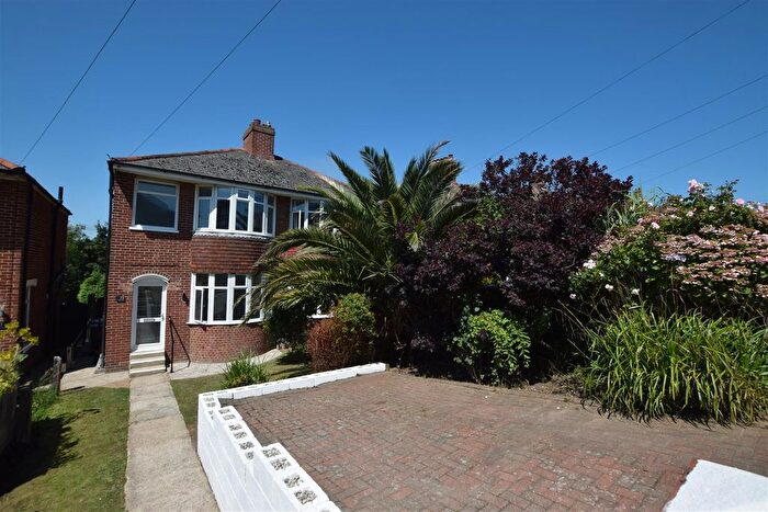 3 Bedroom Semi-Detached House To Rent In Parker Road, Hastings, TN34