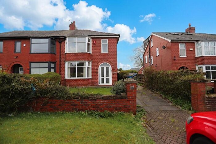 3 Bedroom Semi Detached House For Sale In Ringley Road West, Radcliffe, M26
