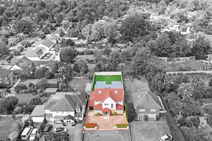 5 Bedroom Detached House For Sale In Godolphin Close, South Cheam, SM2