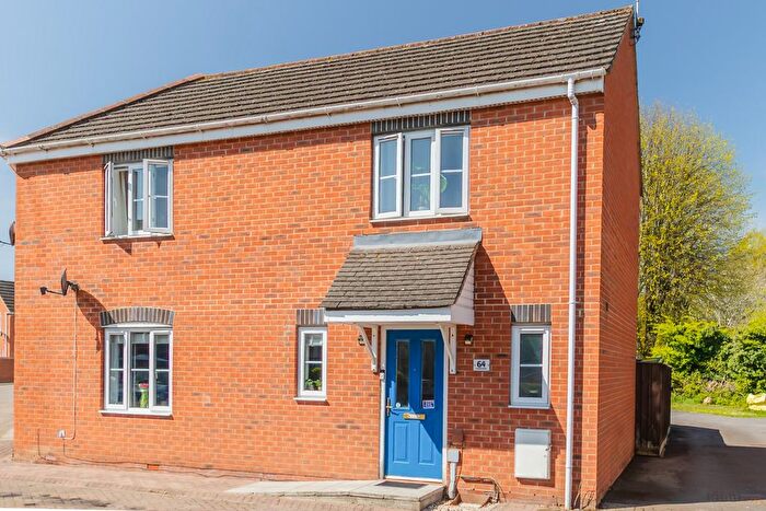 3 Bedroom Terraced House For Sale In Winton Road, Swindon, Wiltshire, SN3