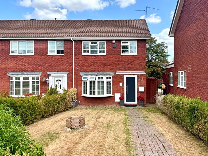 3 Bedroom End Of Terrace House For Sale In Vennwood Close, Wenvoe, CF5