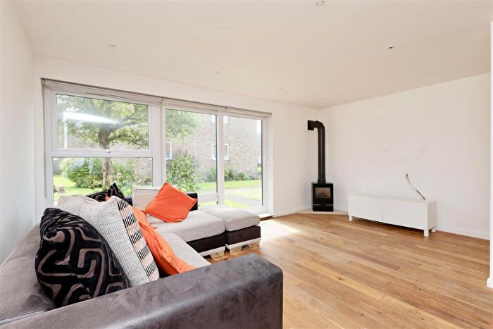 3 Bedroom Terraced House To Rent In Hunters Court, South Gosforth, Newcastle Upon Tyne, NE3