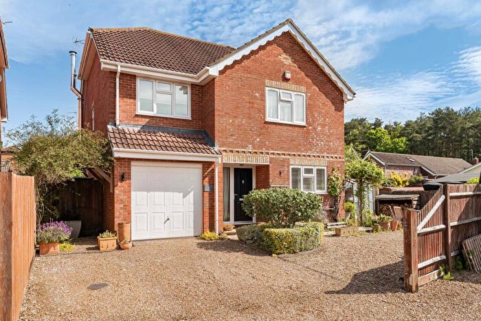 4 Bedroom Detached House For Sale In Mornington Road, Whitehill, Bordon, Hampshire, GU35