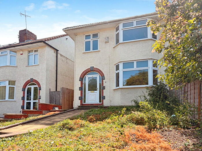 3 Bedroom Semi Detached House For Sale In Airport Road, Bristol, BS14