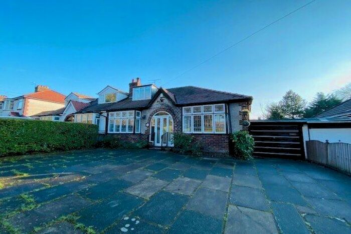 3 Bedroom Bungalow To Rent In Sefton Lane, Liverpool, L31