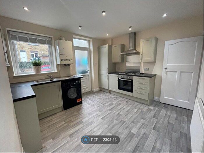 2 Bedroom Terraced House To Rent In Manville Walk, Keighley, BD22