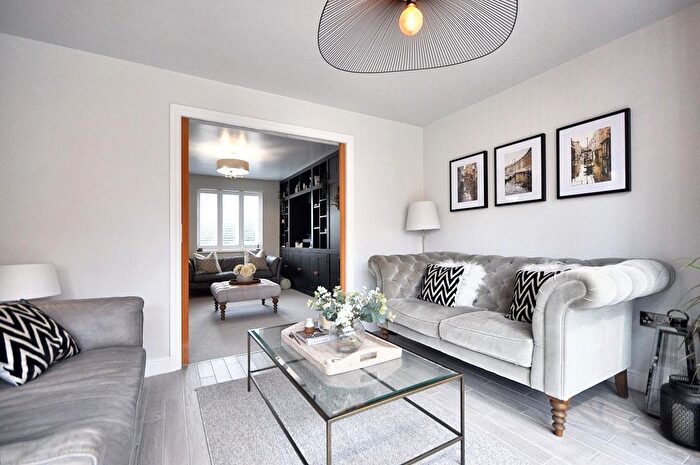 3 Bedroom Detached House For Sale In Hedgerow Lane, Mawsley Village, NN14