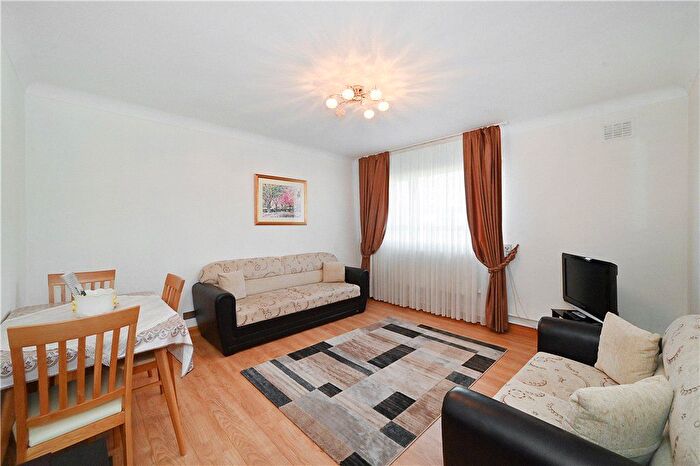 2 Bedroom Flat For Sale In Radley House, Park Road, NW1