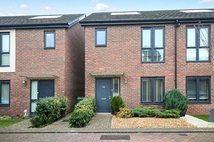 2 Bedroom Semi-Detached House To Rent In Romney Crescent, Ashford, TN23
