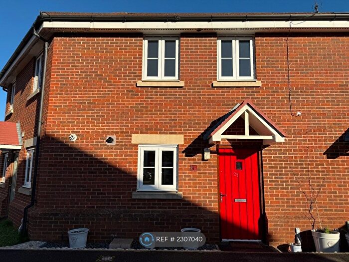 2 Bedroom Terraced House To Rent In Wheatsheaf Close, Sindlesham, Wokingham, RG41